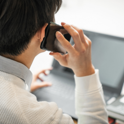 <strong>예약 및 문의</strong>